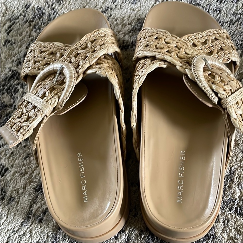 Marc Fisher Tan Woven crochet Slide Sandals NEVER WORN! - Picture 4 of 7